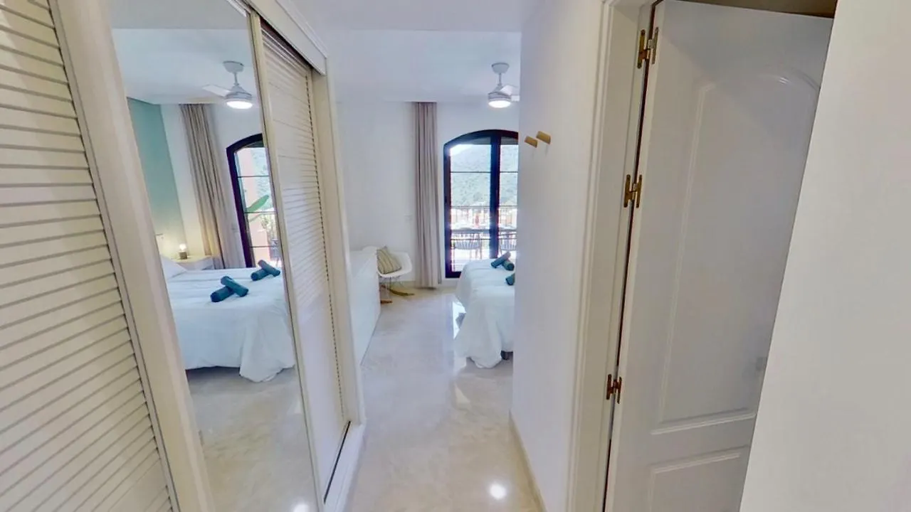 Апартаменты La Finca De Los Arqueros Бенахавис